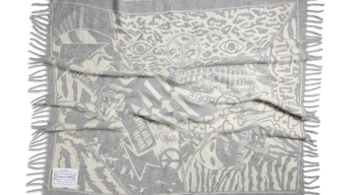 ProtonVPN ra mắt chăn tích hợp chip NFC 1 protonvpnblanket