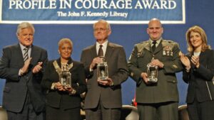 Cựu Phó Thống đốc Texas Bill Ratliff qua đời ở tuổi 89