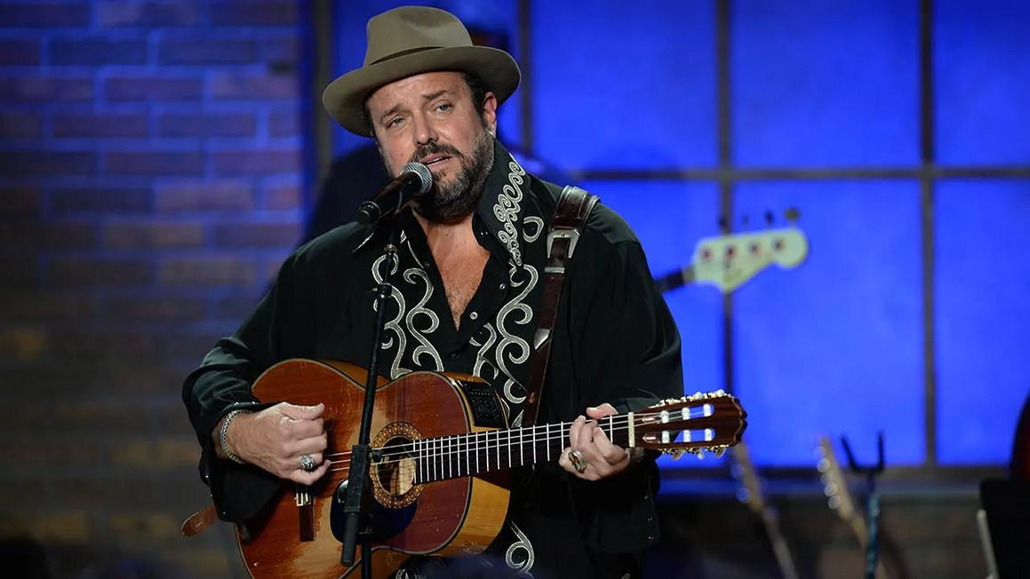 Ngôi sao nhạc đồng quê Raul Malo qua đời ở tuổi 60 1 raul malo country