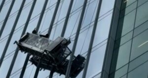 Điểm Tin Sáng: Tối Cao Pháp Viện Chấp Thuận Bản Đồ Bầu Cử Texas, Vance Bàn Về Hôn Nhân và Phụ Huynh Phản Đối iPad Học Đường