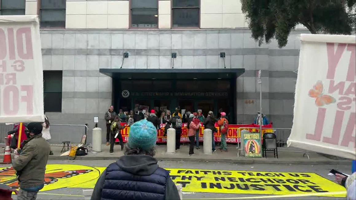 sf ice protest 10a ktvueme001 09 47 21 mpg 00.00.05.08