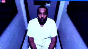 Vợ Sherrone Moore báo cảnh sát về ý định tự tử sau khi bị sa thải 8 Vợ Sherrone Moore báo cảnh sát về ý định tự tử sau khi bị sa thải