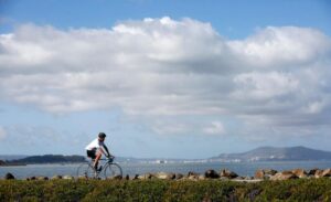 Nhiệt độ Bán Đảo Bay Area tăng cao, sương mù Tule sẽ tan dần