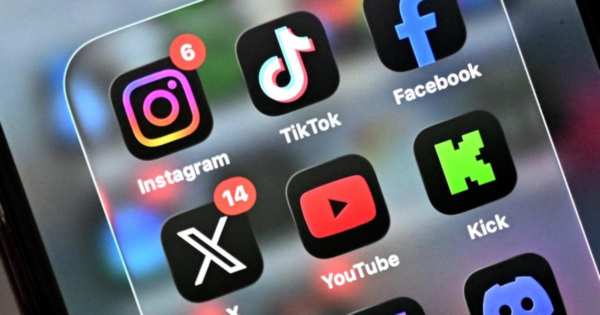 Du khách có thể phải khai báo lịch sử mạng xã hội 1 social media new yhy2jy
