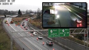 Chính quyền Washington đóng cửa 6 dặm đường SR-167 do ngập lụt 32 Chính quyền Washington đóng cửa 6 dặm đường SR-167 do ngập lụt