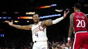 Sao 25,000 đô-la vì văng tục trên sóng truyền hình trực tiếp