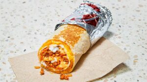 Taco Bell tung ‘siêu phẩm’ Quesarito trở lại, fan ‘mừng như Tết’