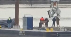 Chính phủ Mỹ thừa nhận sai sót trong vụ tai nạn máy bay chết người tại sân bay DCA