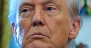 Tổng Thống Donald Trump Thêm Năm Quốc Gia Vào Danh Sách Cấm Vận