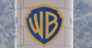 Paramount tăng gấp đôi giá thầu mua Warner Bros.