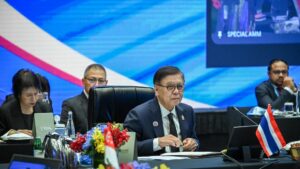 Ngoại trưởng Thái Lan và Campuchia đàm phán tại Trung Quốc về lệnh ngừng bắn