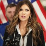 Chính quyền Trump sẽ mở rộng lệnh cấm du lịch tới hơn 30 quốc gia