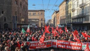 Cuộc tổng bãi công tại Ý gây rối loạn giao thông và trường học