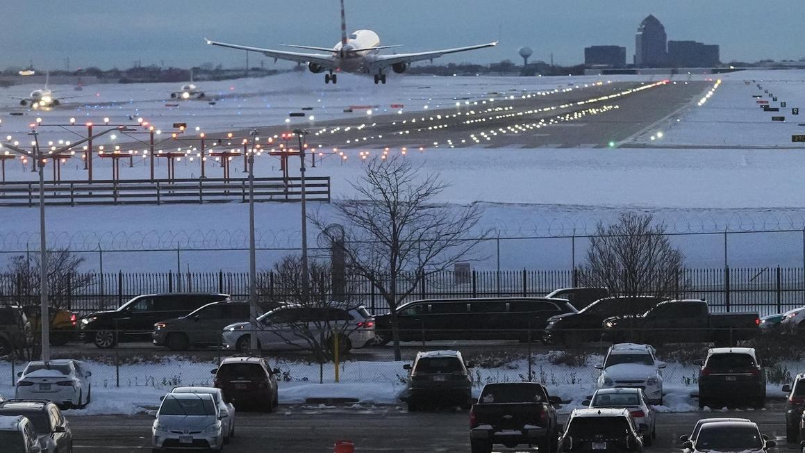 Tuyết dày dự báo ở vùng Đông Bắc khi Trung Tây vẫn còn chật vật với Lễ Tạ Ơn 1