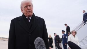 Lệnh hạn chế đi lại của Tổng Thống Donald Trump ảnh hưởng nặng nề đến Châu Phi 8 Lệnh hạn chế đi lại của Tổng Thống Donald Trump ảnh hưởng nặng nề đến Châu Phi