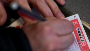 Giải độc đắc Powerball 1.7 tỷ đô la có thể biến đêm Giáng Sinh thành kỷ niệm khó quên