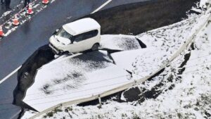 Nhật Bản hứng chịu động đất 7.5 độ richter, hàng chục người bị thương 3 Nhật Bản hứng chịu động đất 7.5 độ richter, hàng chục người bị thương