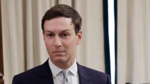 Jared Kushner Rút Khỏi Kế Hoạch Thâu Tóm Warner Bros. Discovery
