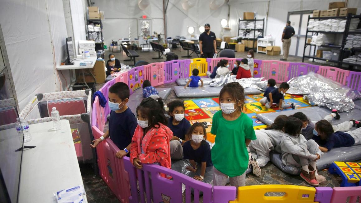 Sở Di Trú Mỹ Thừa Nhận Giam Giữ Trẻ Em Vượt Quá Giới Hạn 1