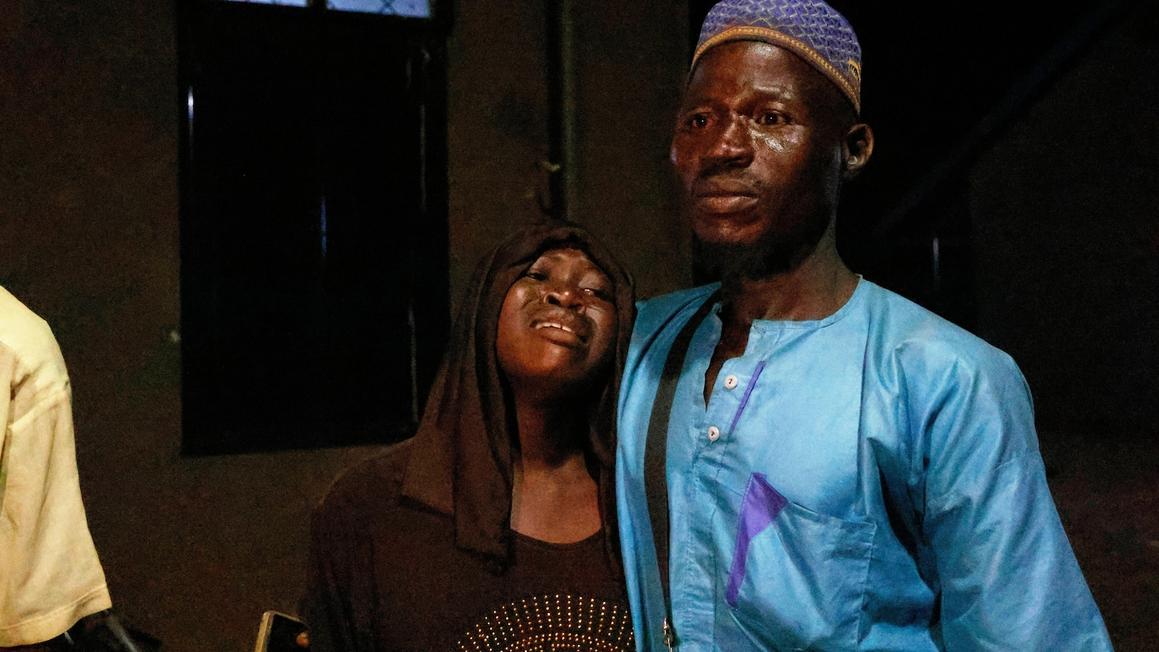 Trẻ em Nigeria đoàn tụ với gia đình sau khi bị bắt cóc 1