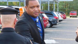 Thị Trưởng Atlantic City Trắng Án Sau Cáo Buộc Hành Hung Con Gái