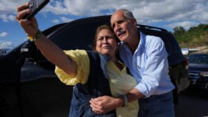 Ứng cử viên do Tổng Thống Donald Trump hậu thuẫn thắng cử ở Honduras