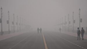 Khói mù độc hại bao phủ New Delhi, ảnh hưởng giao thông 6 Khói mù độc hại bao phủ New Delhi, ảnh hưởng giao thông