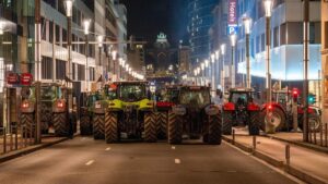 Nông dân Brussels biểu tình, phản đối thỏa thuận thương mại tự do 7 Nông dân Brussels biểu tình, phản đối thỏa thuận thương mại tự do