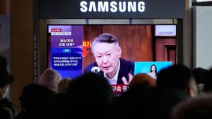 Cựu Tổng Thống Hàn Quốc âm mưu thiết quân luật để loại bỏ đối thủ 4 Cựu Tổng Thống Hàn Quốc âm mưu thiết quân luật để loại bỏ đối thủ