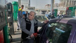 Đồng Rian Iran Rơi Xuống Mức Thấp Kỷ Lục, Gây Lo Ngại Giá Lương Thực Tăng 20 Đồng Rian Iran Rơi Xuống Mức Thấp Kỷ Lục, Gây Lo Ngại Giá Lương Thực Tăng