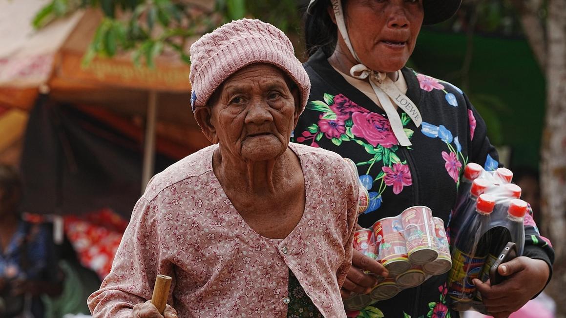 Giao tranh Thái Lan - Campuchia: Hàng trăm ngàn người phải lánh nạn 1