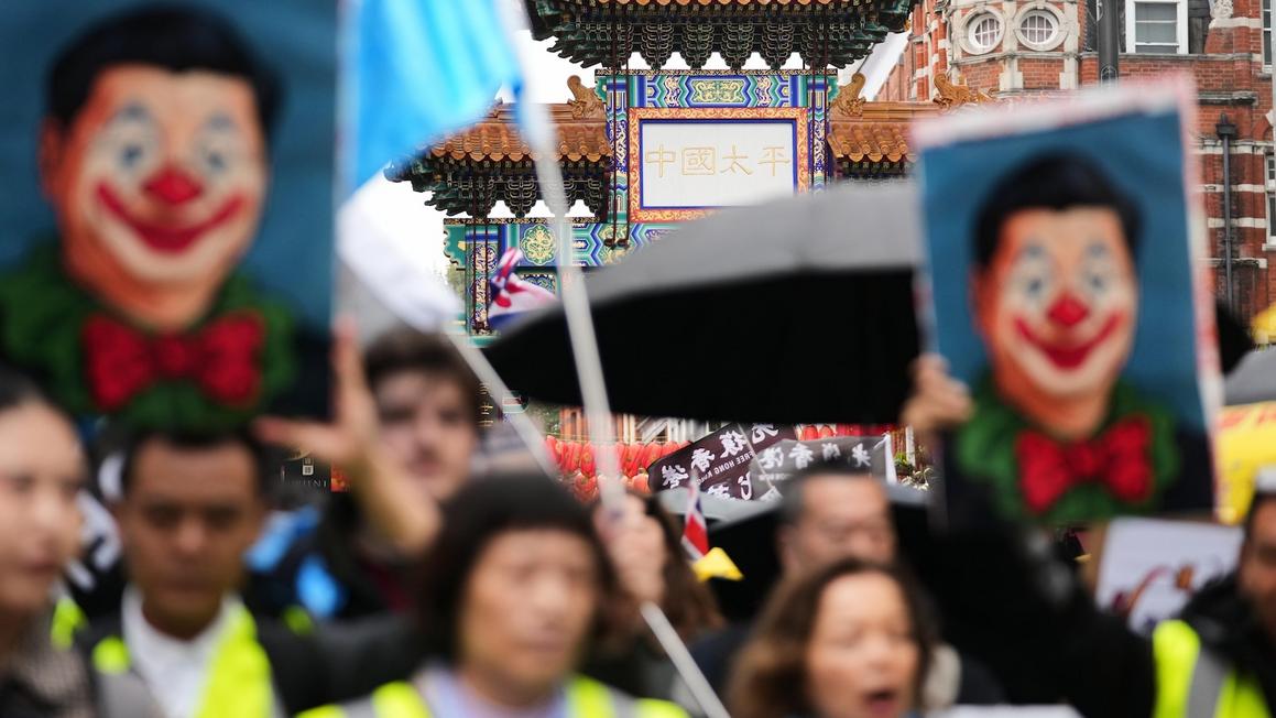 Trung Quốc phản đối Anh trì hoãn cấp phép xây Đại sứ quán 1