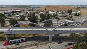 California hủy bỏ vụ kiện về tiền tài trợ đường sắt cao tốc