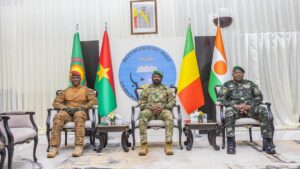 Mali, Burkina Faso và Niger kêu gọi hành động chung chống phiến quân