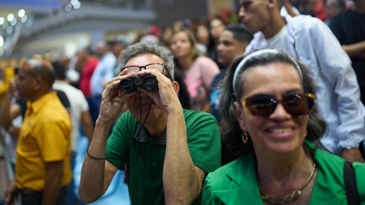 Người Venezuela tìm niềm vui trong bối cảnh chính trị bất ổn 1