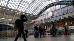 Sự cố kỹ thuật tại đường hầm Channel, hành khách gặp khó 7 Sự cố kỹ thuật tại đường hầm Channel, hành khách gặp khó