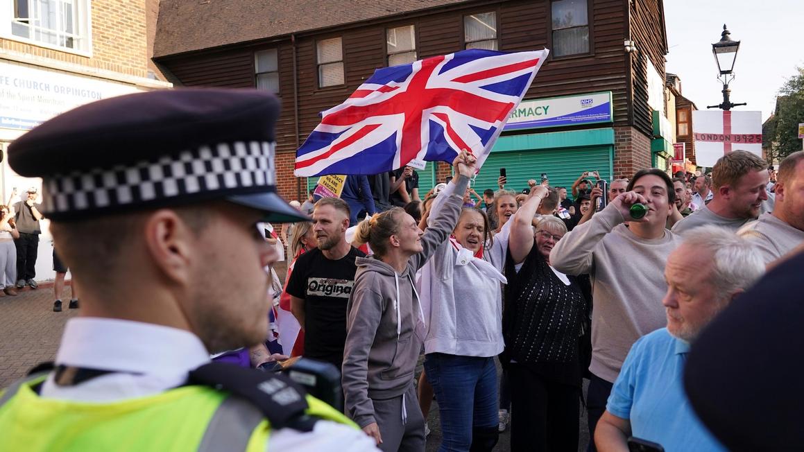 Chính sách chống người nhập cư gia tăng ở châu Âu 1