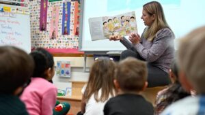 Nỗ lực đưa lịch sử người Mỹ gốc Á vào trường học đang thành công