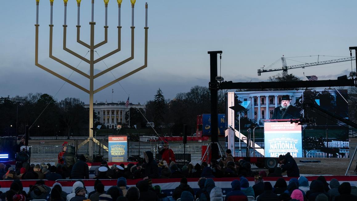 Các nhóm Do Thái tại Mỹ kêu gọi tăng cường an ninh sau vụ tấn công Hanukkah ở Úc 1