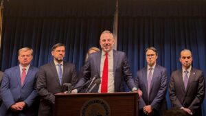 Minnesota: 14 chương trình công bị nhắm đến vì gian lận