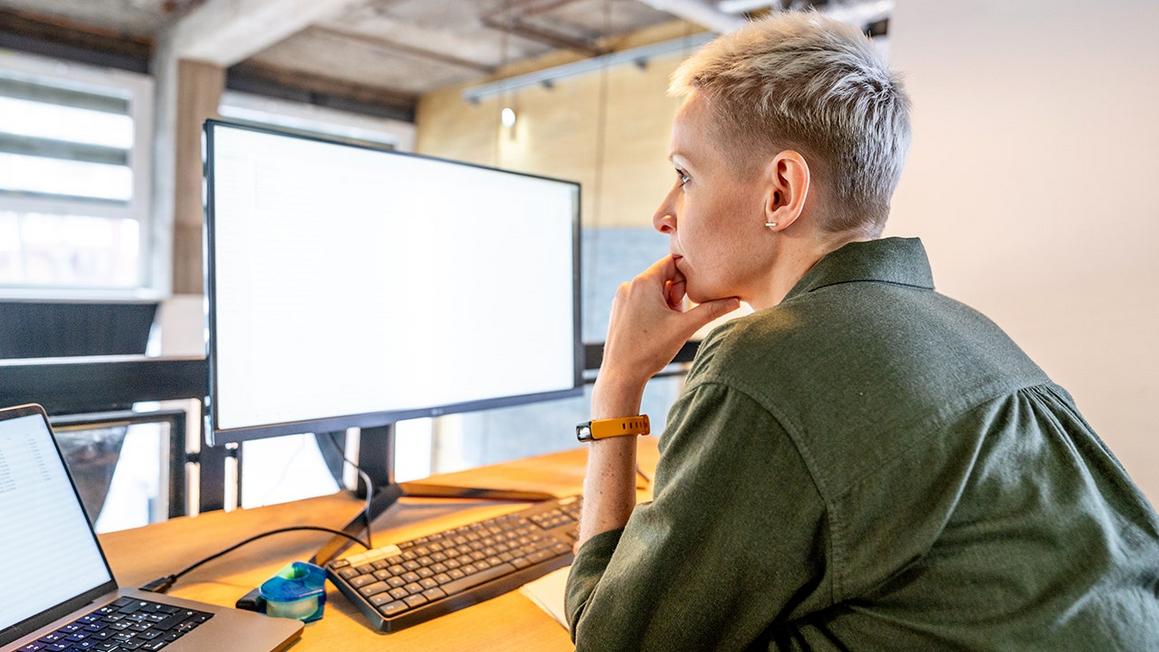 woman at desktop computer