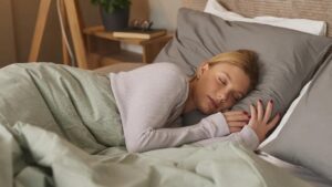 Thói quen buổi tối giúp giảm huyết áp, theo nghiên cứu