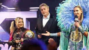 Huyền thoại đấu vật cảnh báo các đối thủ về việc 'tiếp đất' bằng đầu 7 Huyền thoại đấu vật cảnh báo các đối thủ về việc ‘tiếp đất’ bằng đầu