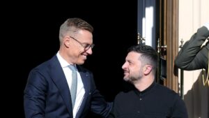 Tổng Thống Phần Lan: Thỏa thuận hòa bình Nga-Ukraine gần kề 6 Tổng Thống Phần Lan: Thỏa thuận hòa bình Nga-Ukraine gần kề