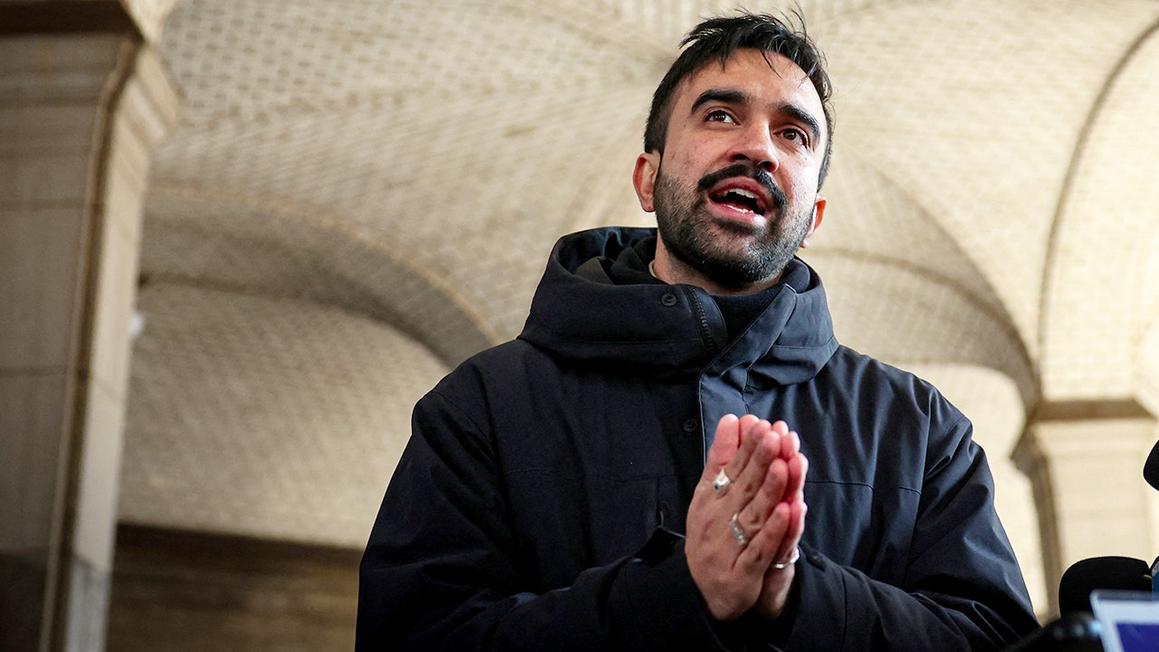 Tờ 'Washington Post' chỉ trích Thị trưởng đắc cử Zohran Mamdani 1 zohran mamdani subway station