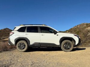 Đánh giá xe Subaru Forester Wilderness Edition 2026: SUV nhỏ gọn đa dụng