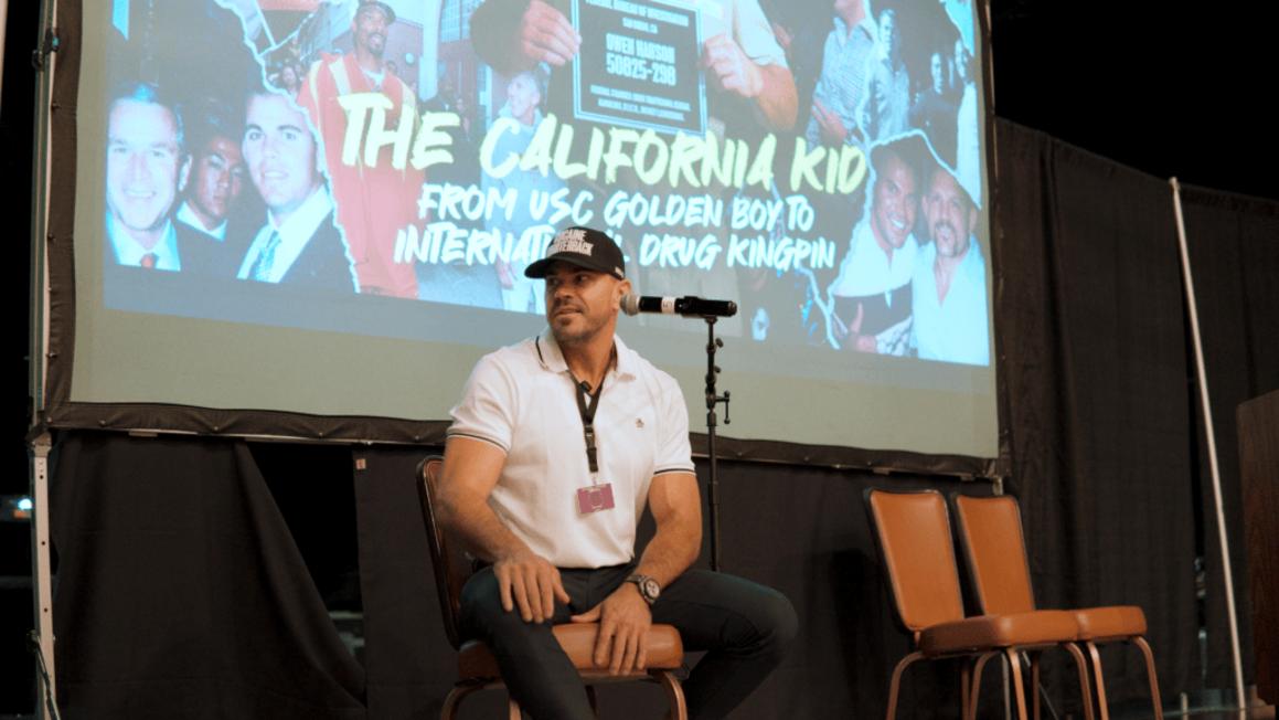 Cựu vận động viên USC cảnh báo về 'Hành trình vận động viên bóng bầu dục nghiện cocaine' 1 0109 SPO LDN L USC HANSON1