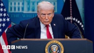 Tổng Thống Donald Trump tiếp tục gây sức ép về Greenland trước thềm Davos