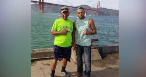 Cựu chiến binh Seahawks vượt qua mọi khó khăn từ bệnh viện