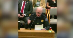 Hiệp hội Cảnh sát và Cảnh sát trưởng Washington xem xét khai trừ Cảnh sát trưởng Quận Pierce